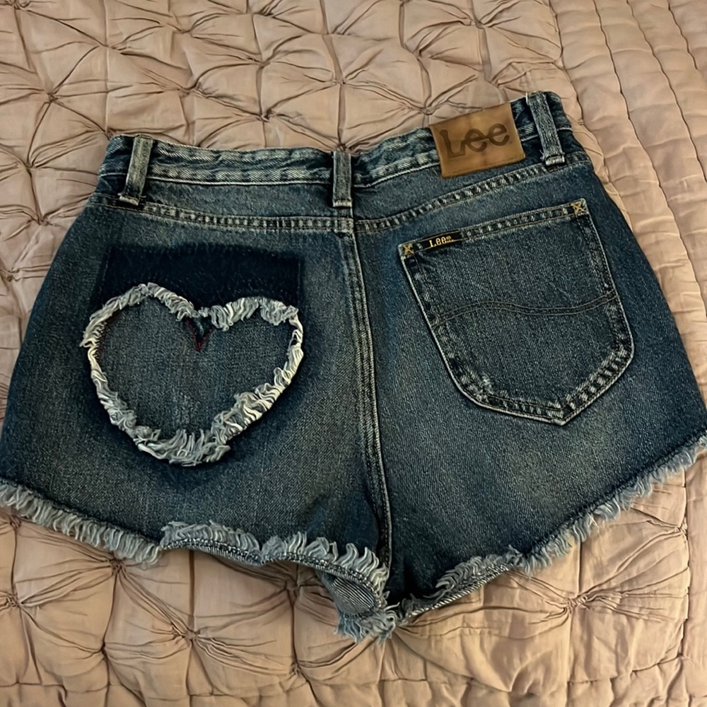 In EUC Vintage LEE Jean shorts ❤️